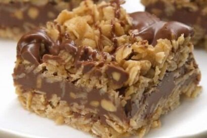 Thumbnail for No-Bake Chocolate Oat Bars