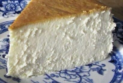 Thumbnail for New York Cheesecake Recipe: Rich, Creamy, and Classic