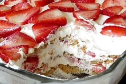 Thumbnail for Strawberry Cream Cheese Icebox Cake – A No-Bake Delight