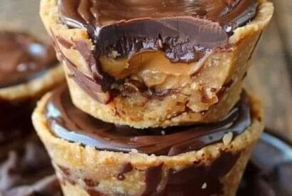 Thumbnail for Gourmet Chocolate Peanut Butter Cups