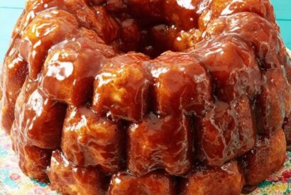 Thumbnail for Cream Cheese-Stuffed Monkey Bread – Gooey, Buttery, Irresistible!