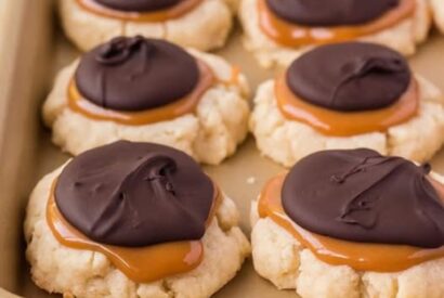 Thumbnail for Homemade Twix Cookies Recipe